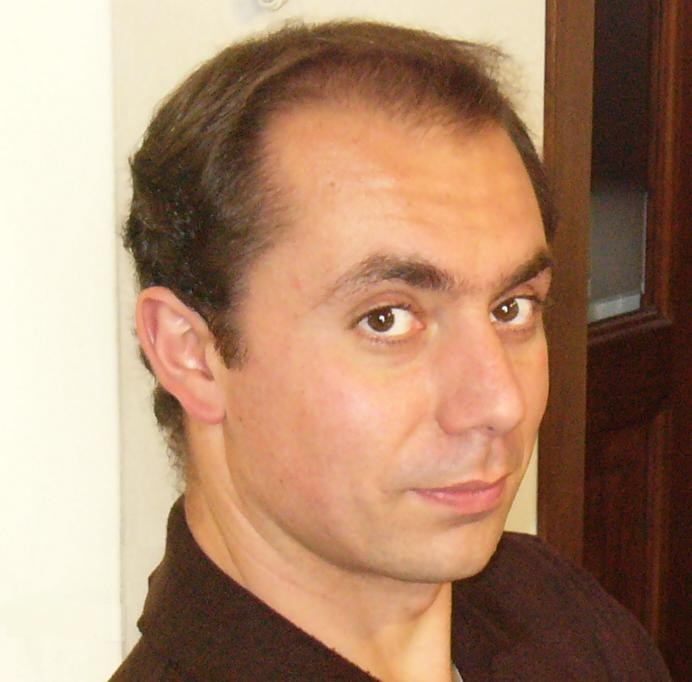 Dr. Graziano Chesi